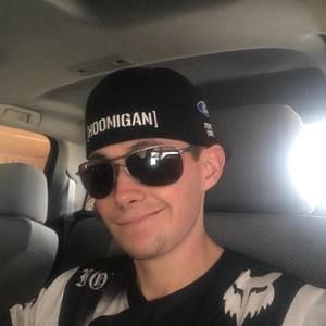 Meet your Posher, Justin